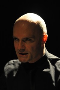 spettacolo-perlasca-foto-di-alberto-scandolara